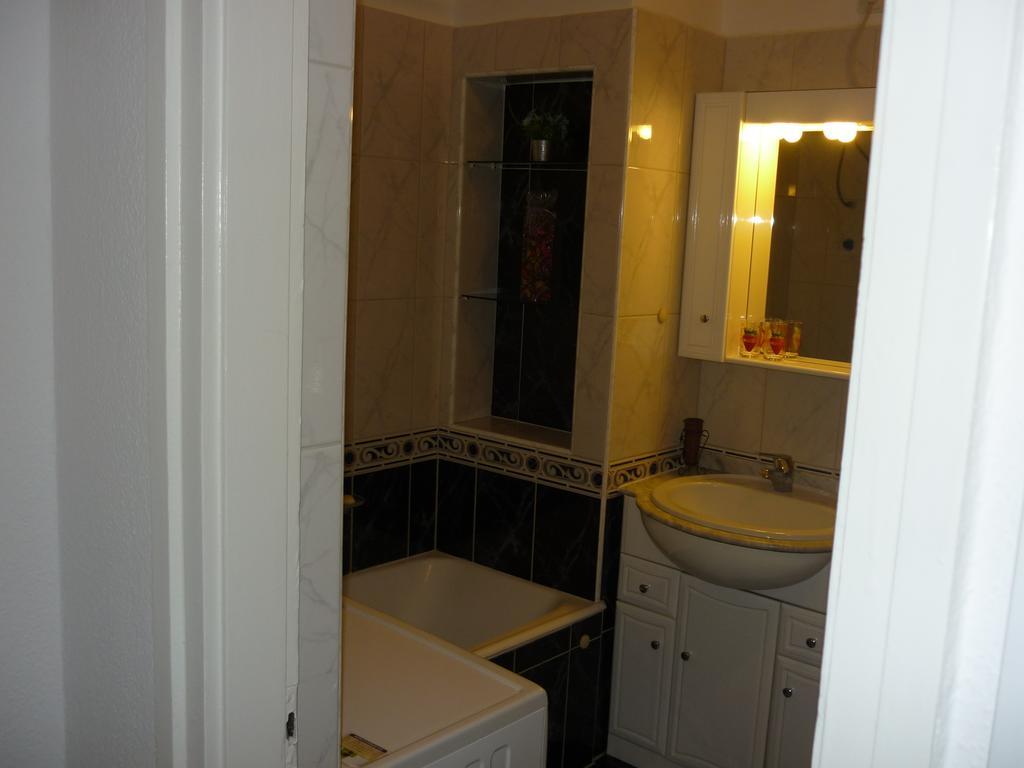 Joe Apartman Boedapest Buitenkant foto