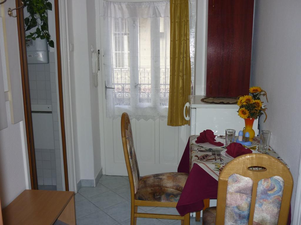 Joe Apartman Boedapest Buitenkant foto