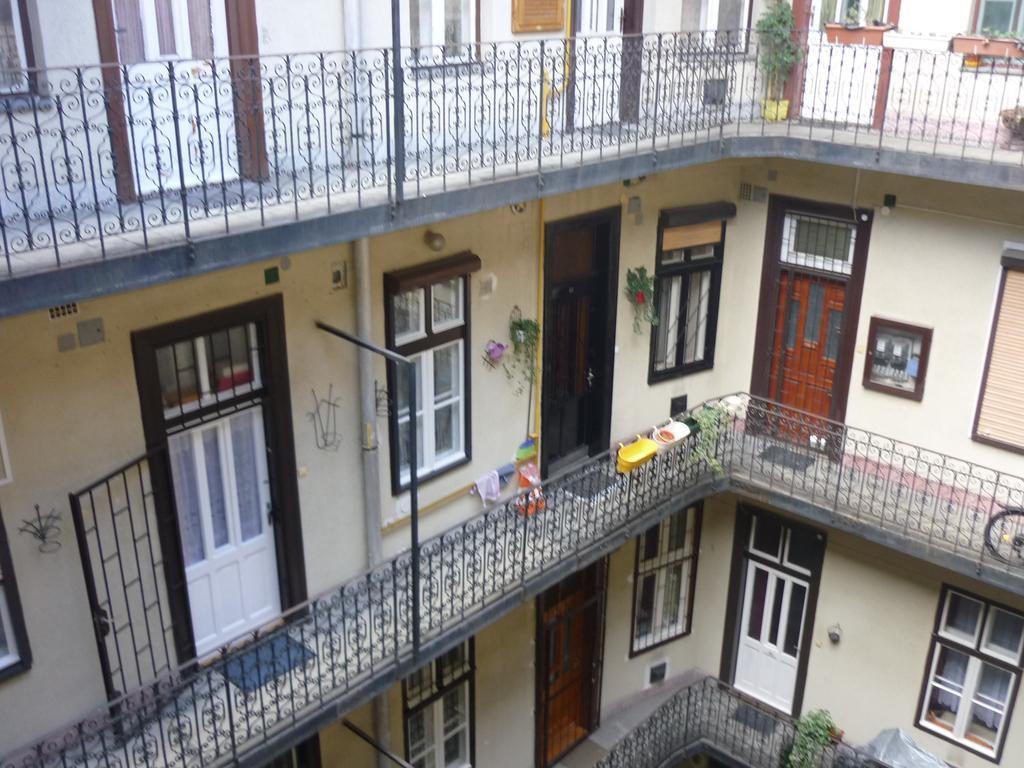 Joe Apartman Boedapest Buitenkant foto