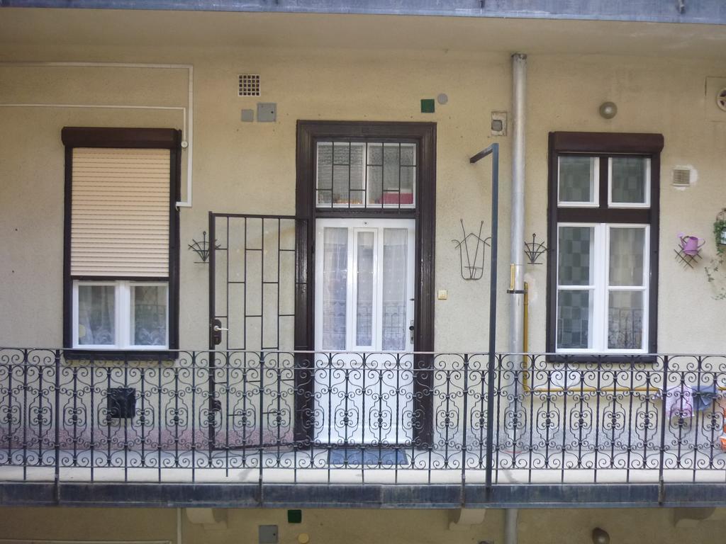 Joe Apartman Boedapest Buitenkant foto